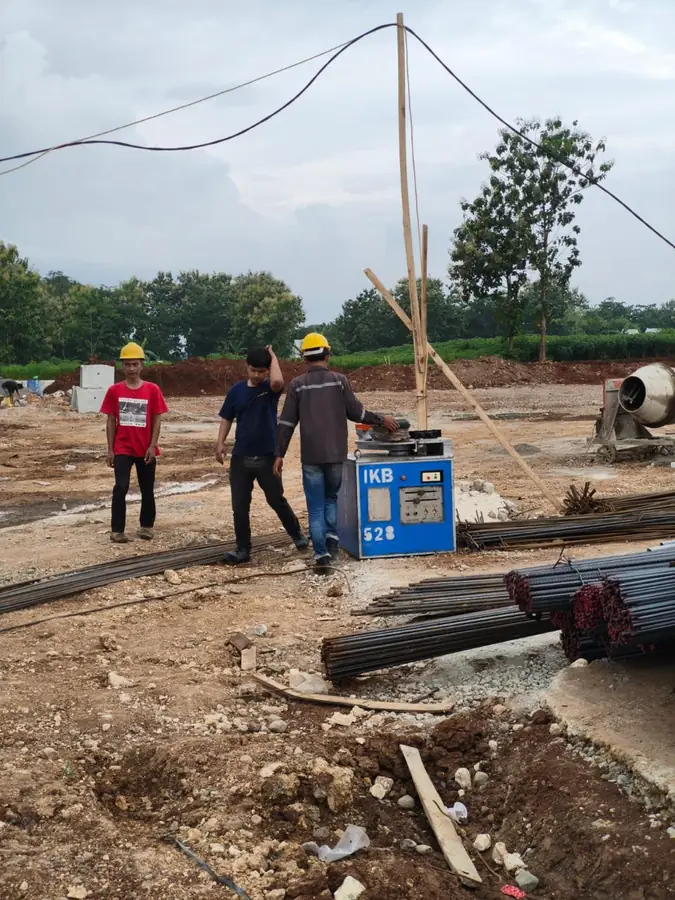 Pemasangan Unit di Lokasi Proyek